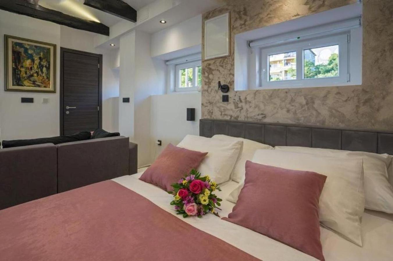 Apartment Royal Studio Rijeka Exterior photo